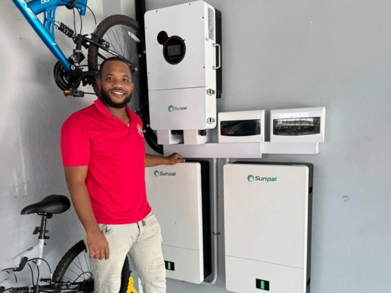 The Unified Powerhouse: Experience Flawless Energy Integration with the Sunpal All-In-One Solution