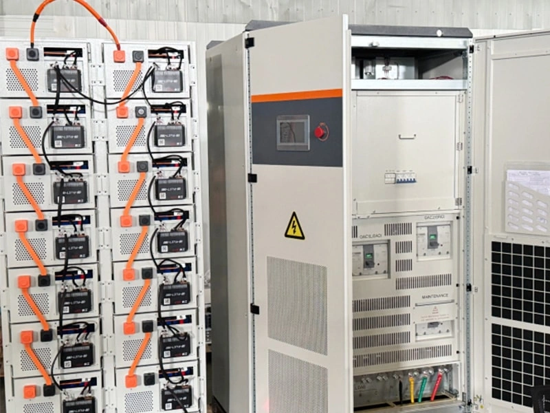 The Industrial Powerhouse: Megarevo 100kW Hybrid Inverter Paired with Sunpal 200kWh HV Battery System
